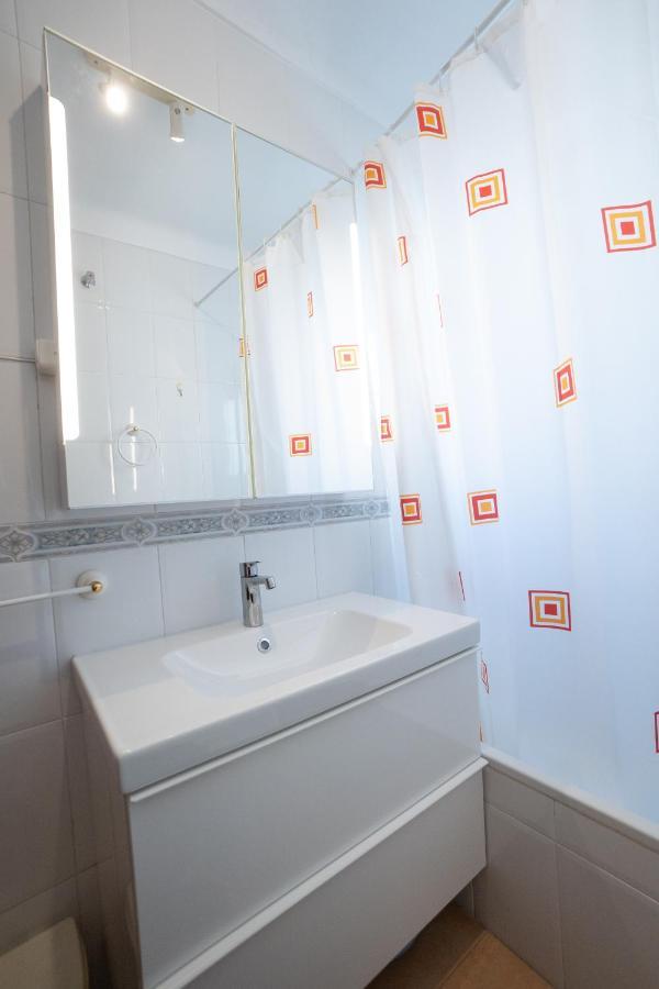 Edf Toboso II 3C Menyber Apartment Nerja Bagian luar foto