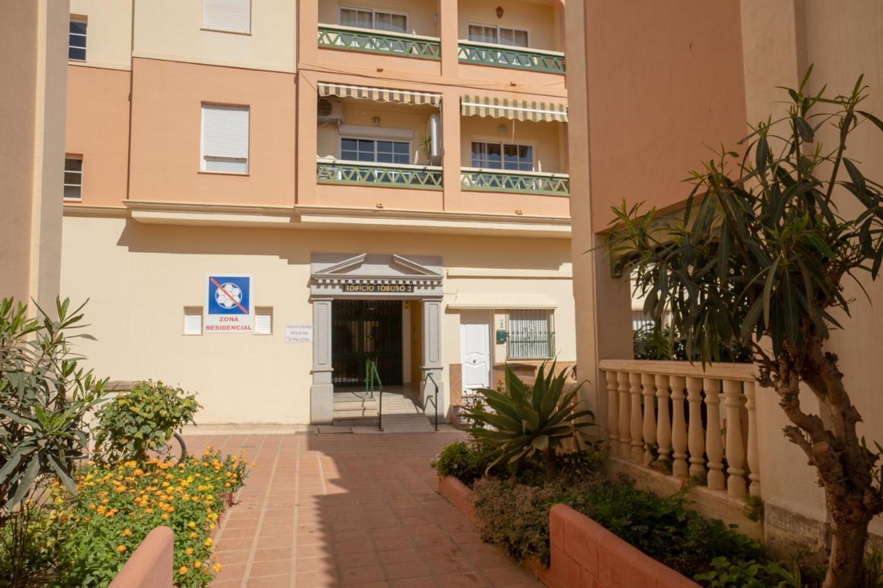 Edf Toboso II 3C Menyber Apartment Nerja Bagian luar foto
